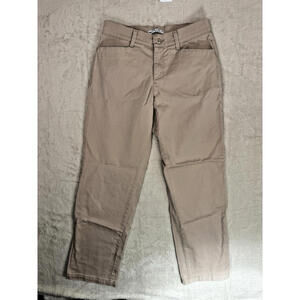Lee Women's Size 8 Medium Khaki Pants Relaxed Fitt at the Waist